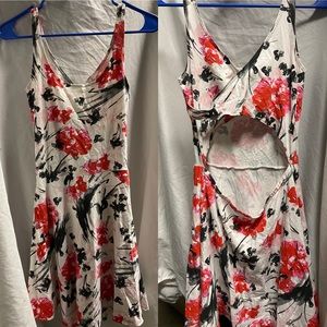 Abercrombie & Fitch Back Key Hole Dress